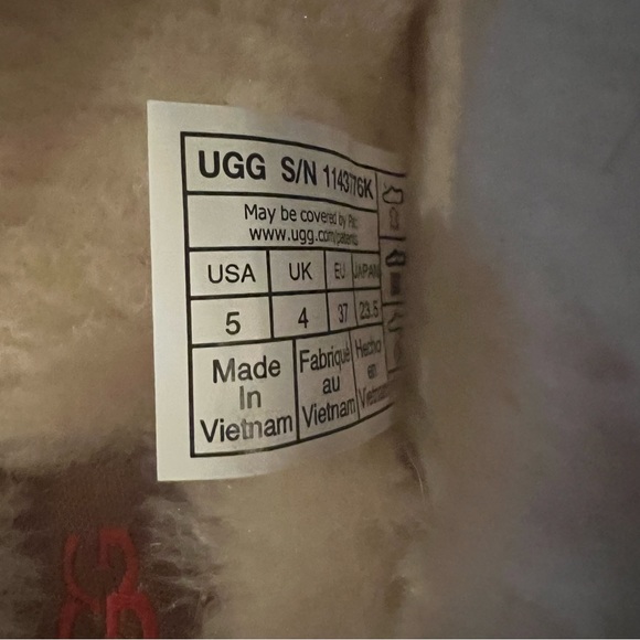 NWT UGG Tazz Slippers Chestnut Size Big Kids Y5/Women’s 7 - Picture 13 of 16